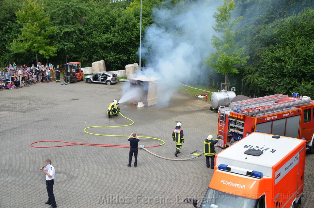 Tag der Offenen Tuer BF Koeln Weidenpesch Scheibenstr P604.JPG